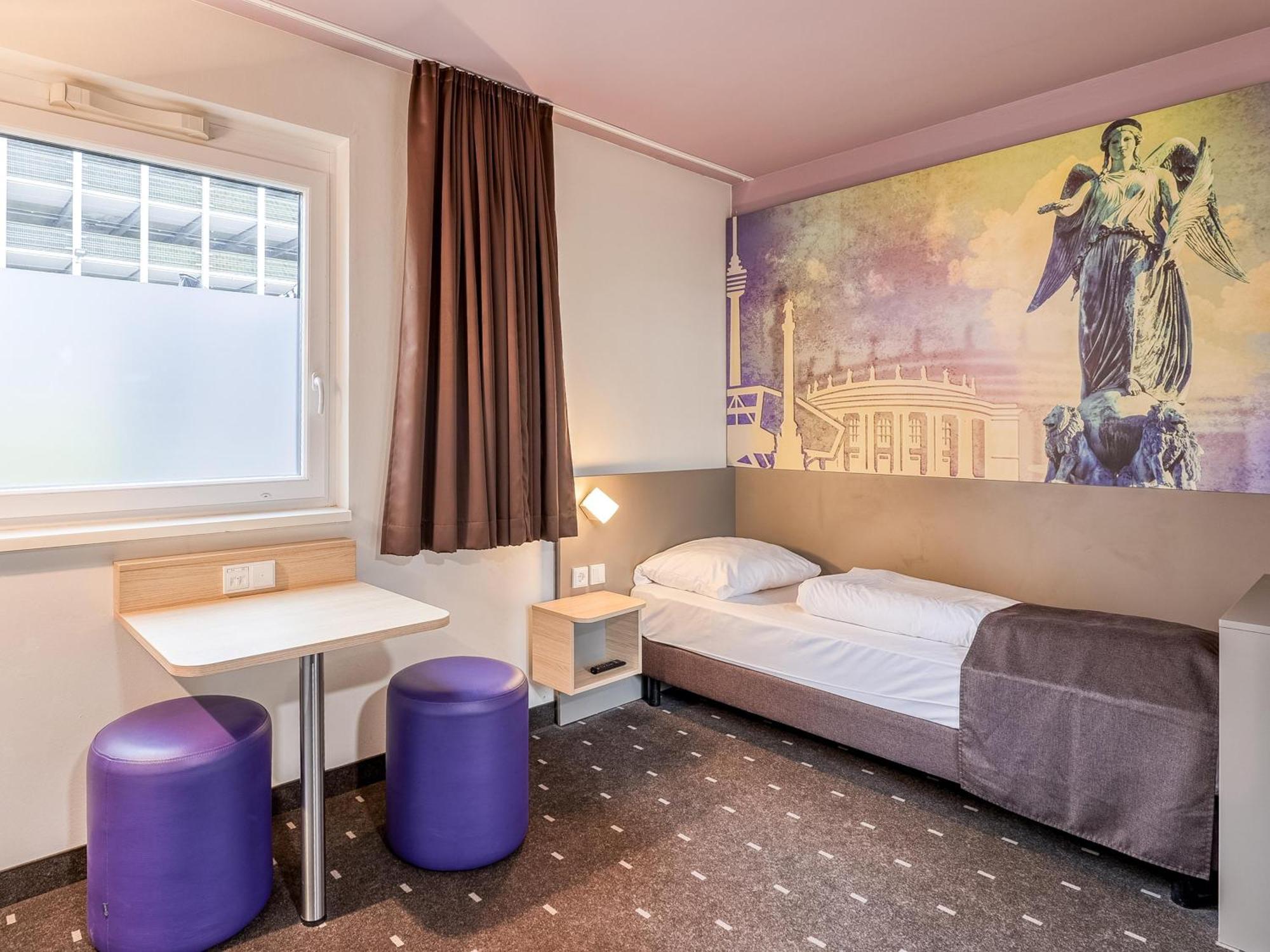B&B Hotel Stuttgart-Vaihingen Exterior photo