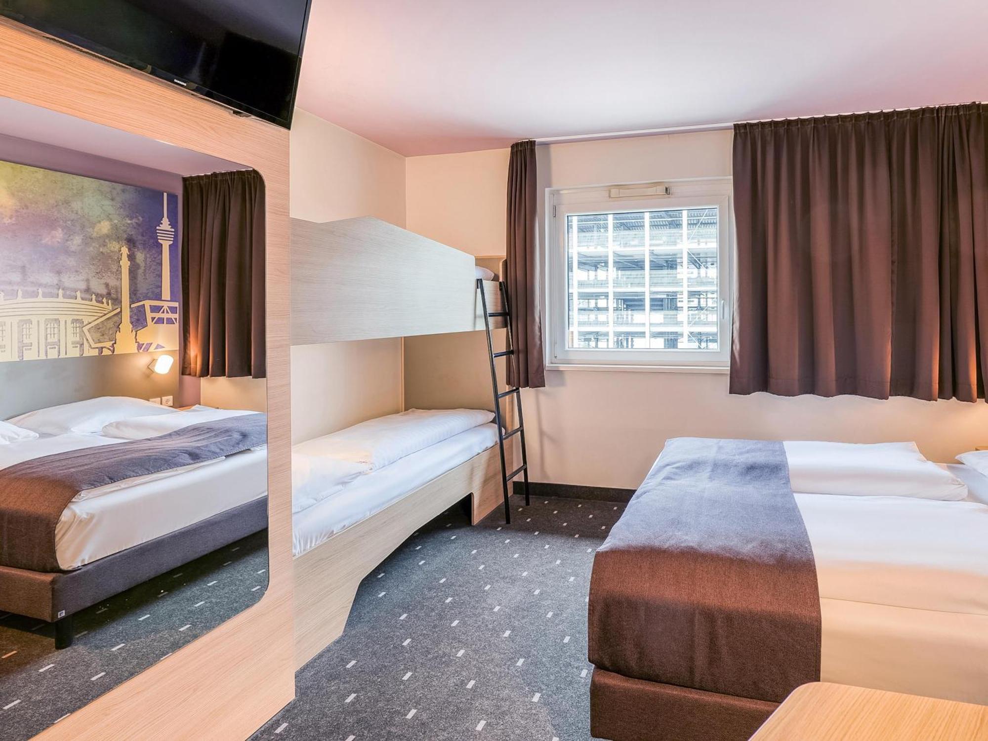 B&B Hotel Stuttgart-Vaihingen Exterior photo