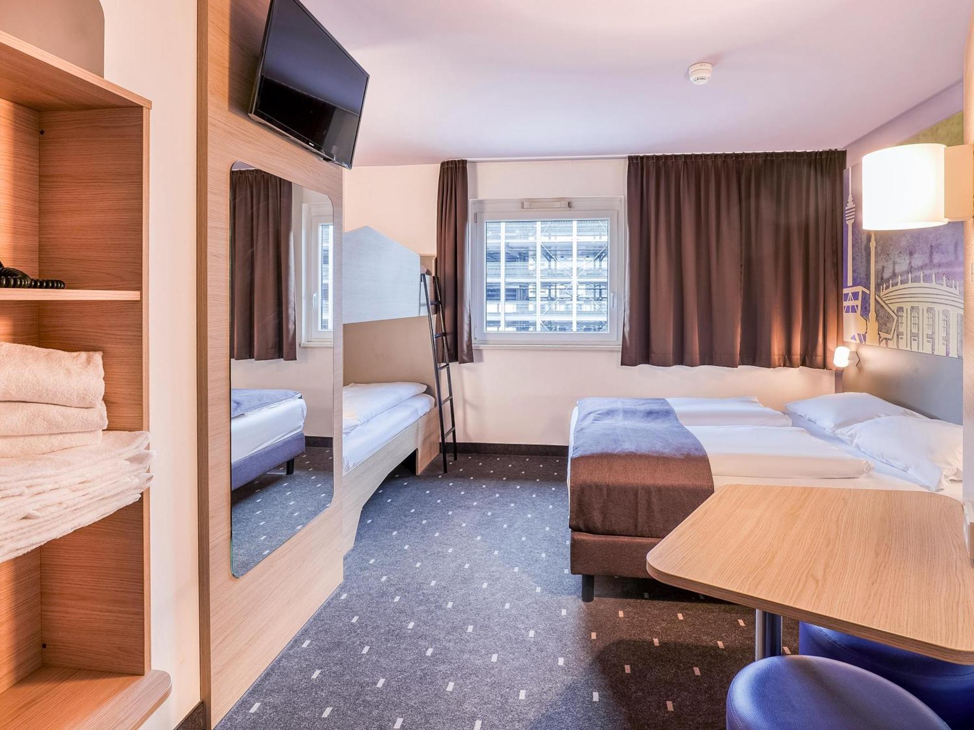 B&B Hotel Stuttgart-Vaihingen Exterior photo