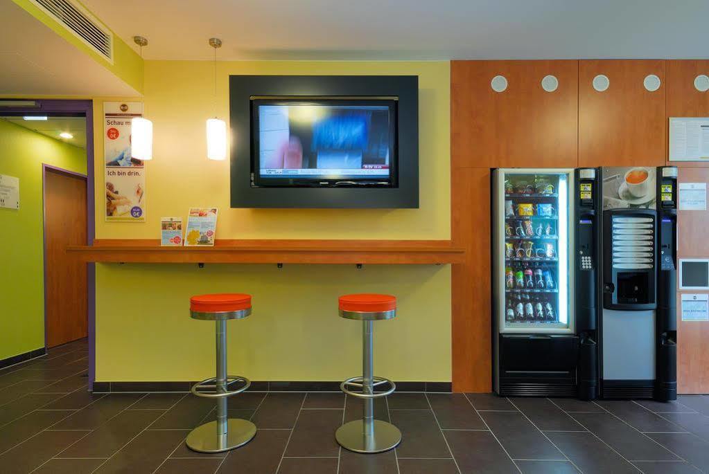 B&B Hotel Stuttgart-Vaihingen Exterior photo